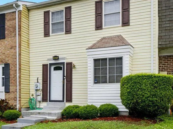 3279 Ryon Ct, Waldorf, MD 20601