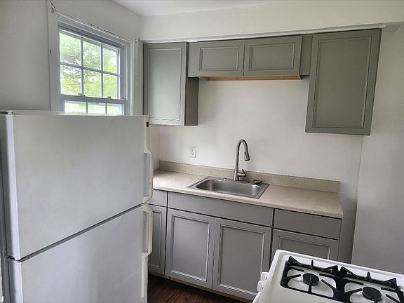 3rd image of 504 W Brighton Ave APT 21