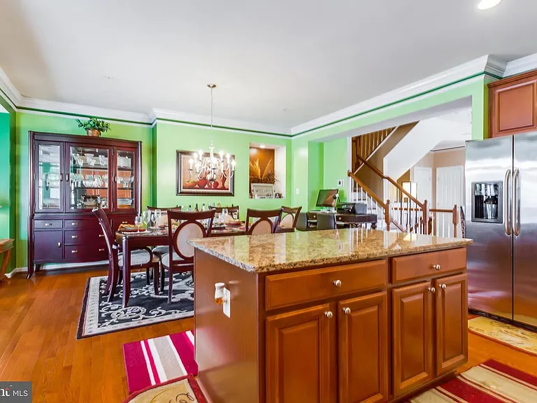 4287 Talmadge Cir — Photo 5