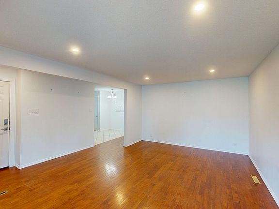 2nd image of 114 Wheatland Trl