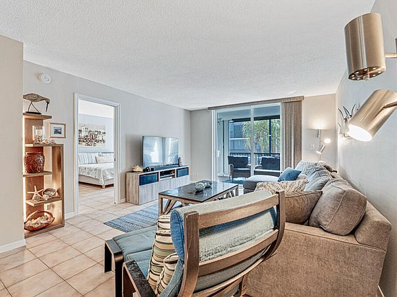 4th image of 760 E Ocean Avenue #303