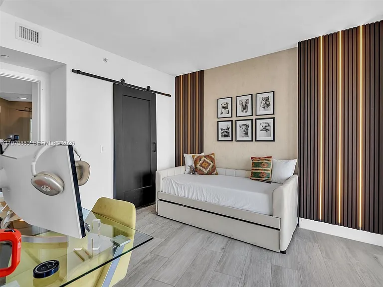 121 NE 34th St #2104 — Photo 26