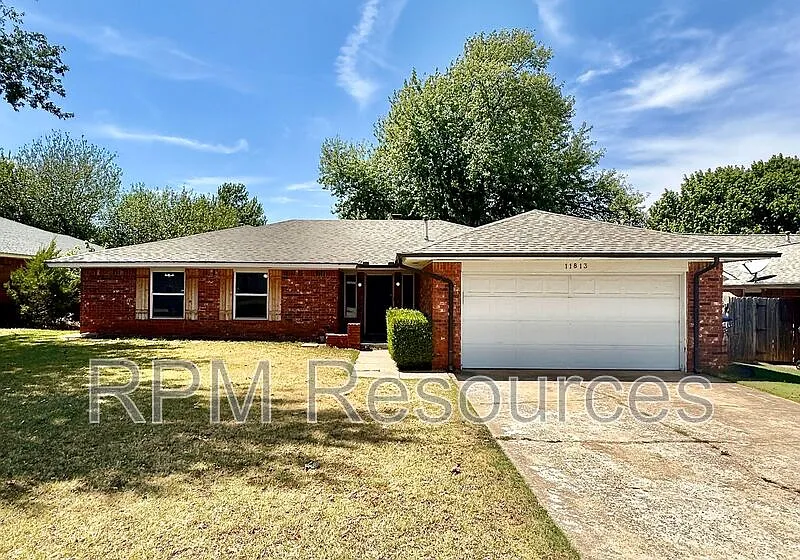 4 bed, 2.0 bath, 1609 sqft, $1,750 — Photo 2
