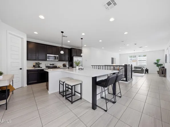 2778 S HARMONY Avenue, Gilbert, AZ 85295