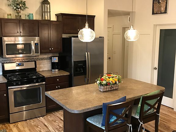 Kitchen with Walk In Pantry