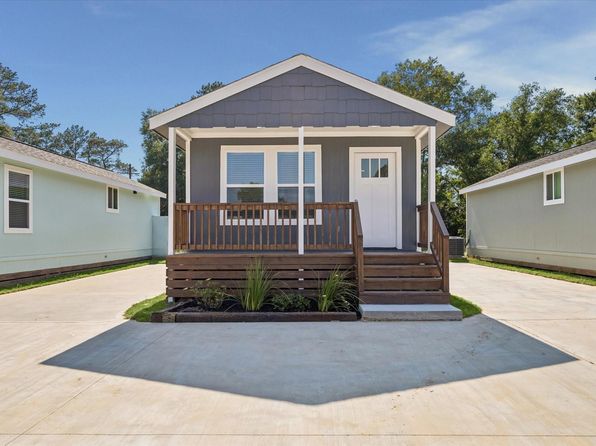 22837 E Community Dr #3