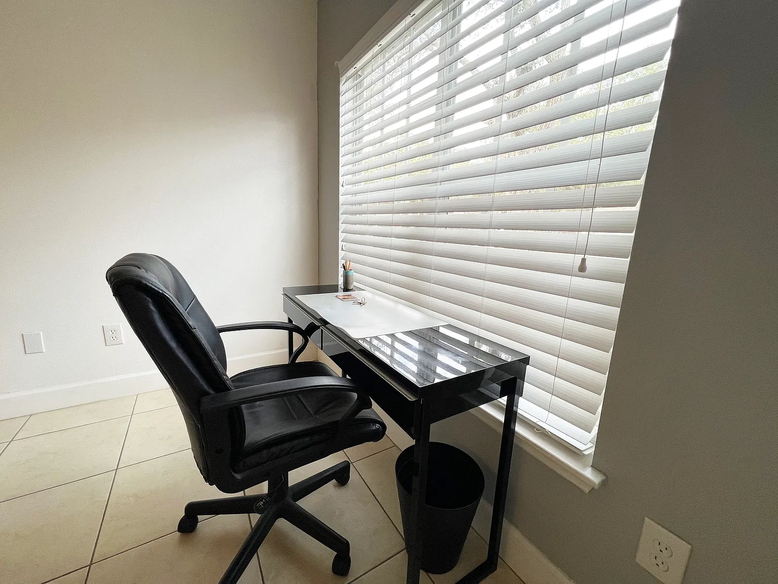 2 bed, 1000 sqft, $2,800 — Photo 3