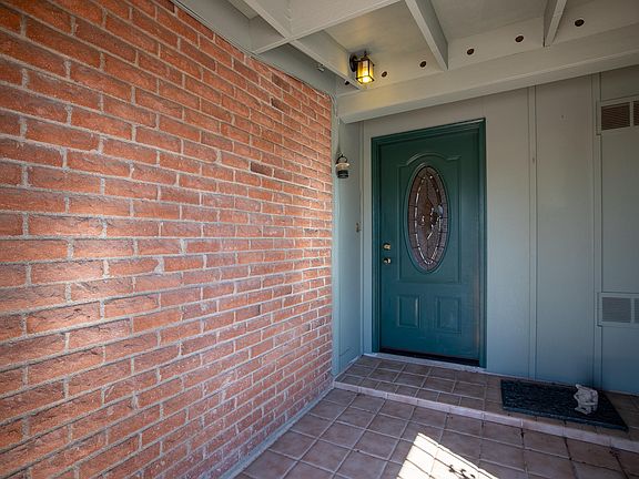 5th image of 7233 E Montecito Dr