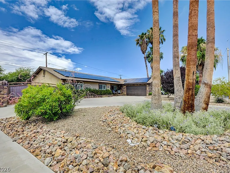 2712 W Oakey Blvd — Photo 52