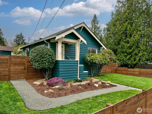 8157 10th Avenue SW, Seattle, WA 98106