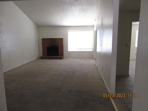 2nd image of 2713 Yardley St