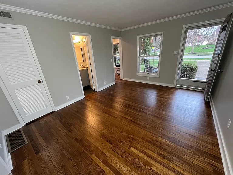 58-60 E Stafford Ave #58 — Photo 6