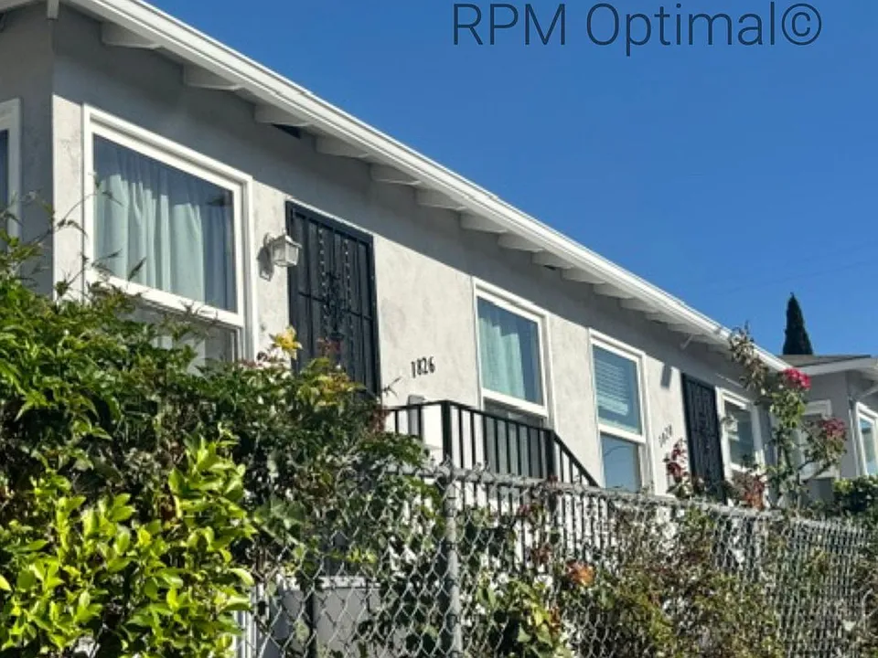 1828 S Rimpau Blvd #1828