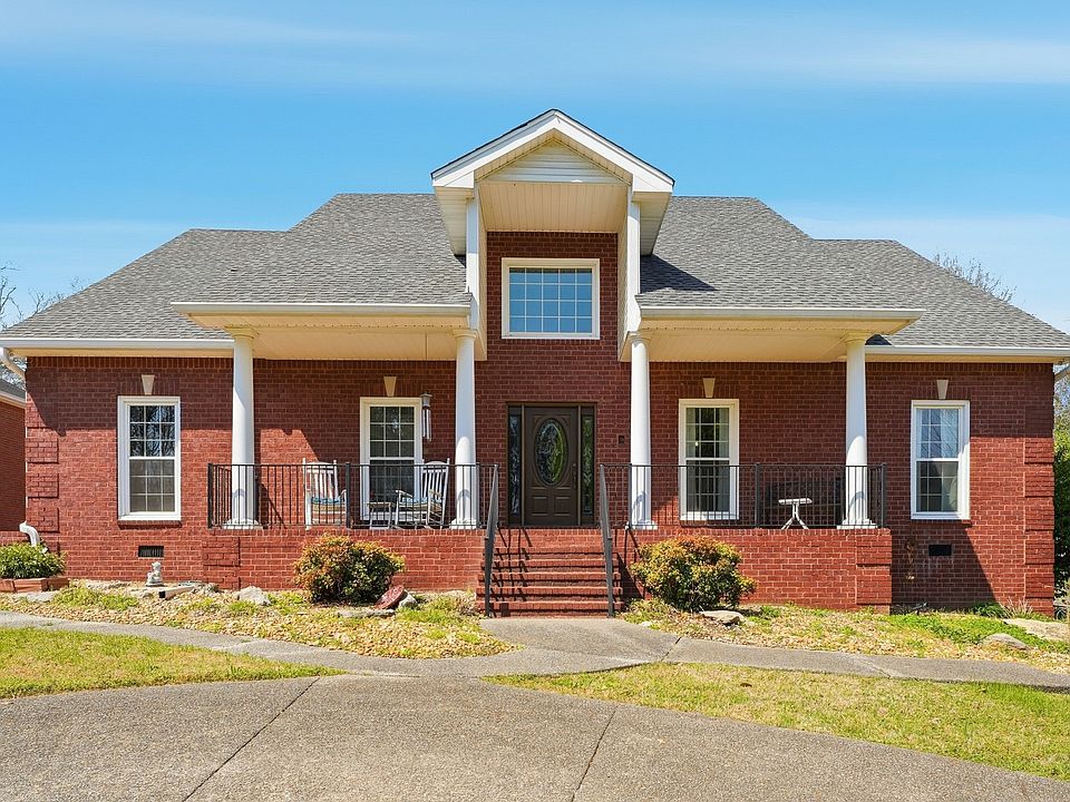 1st image of 1015 Singing Springs Rd