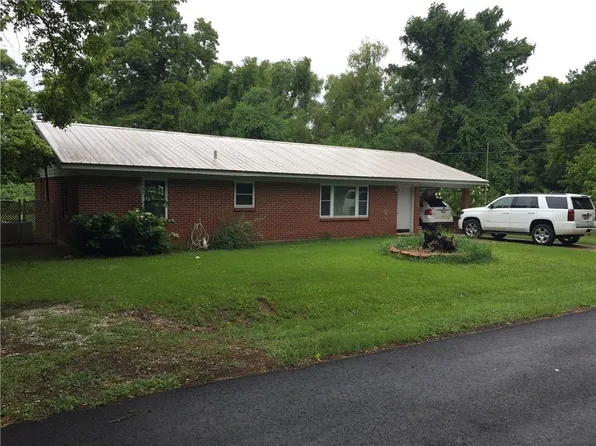 805 Stewart St, Boyce, LA 71409