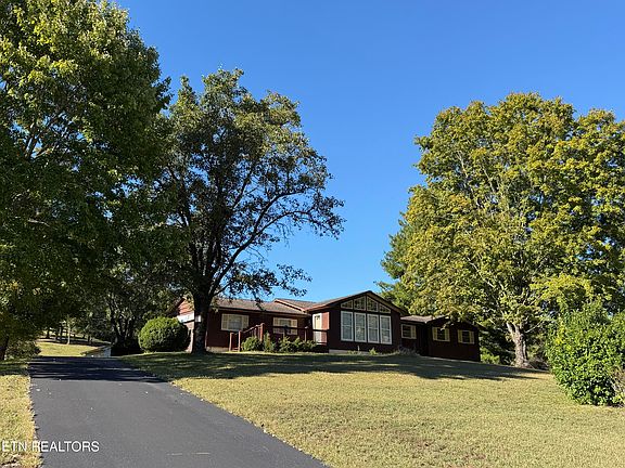 3rd image of 2624 Hinds Creek Rd