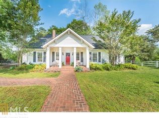 2117 E Cherokee Dr, Woodstock, GA 30188