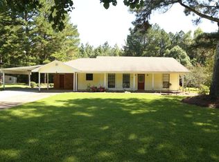 16876 E John C Stennis Dr, Louisville, MS 39339