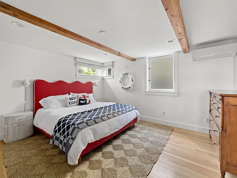 975 B Ave — Photo 31