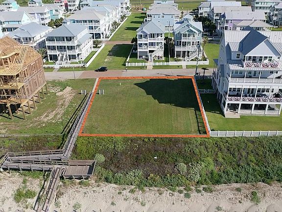 3rd image of 11523 Beachside Dr