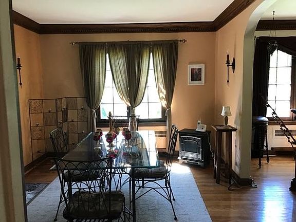 5th image of 39 Marshall Pl