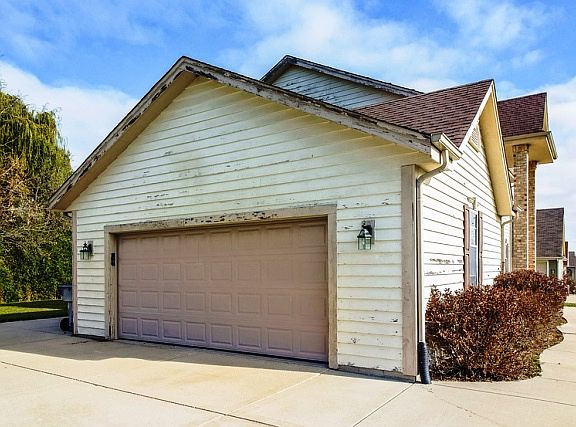 4th image of 11230 W Heritage Dr