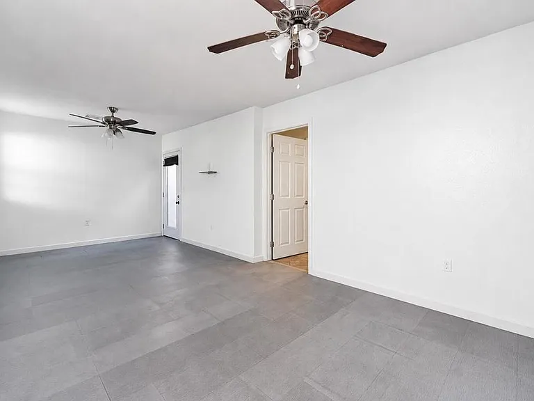 85815 Avenida Raylynn — Photo 8