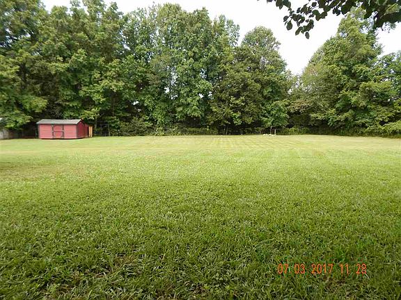 3rd image of 326 W Bushy Hill Dr
