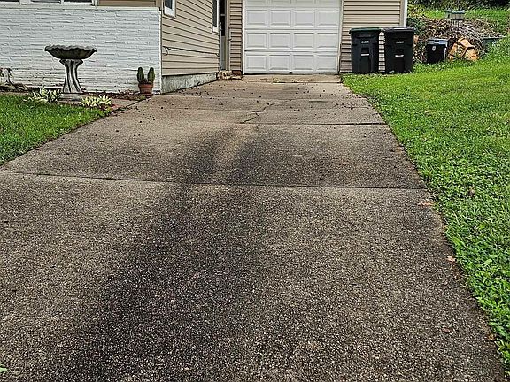 3rd image of 3230 S 40th St