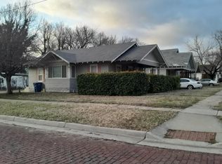 1035 N Dearborn St, Augusta, KS 67010