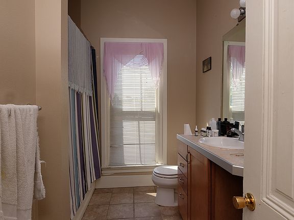 4th image of 412 18th St #Ad