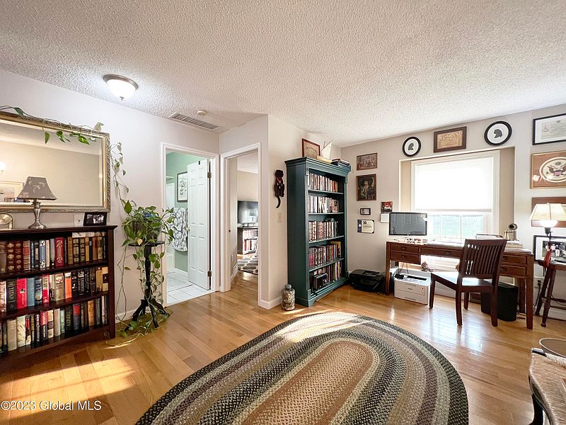 5th image of 24 Greystone Drive