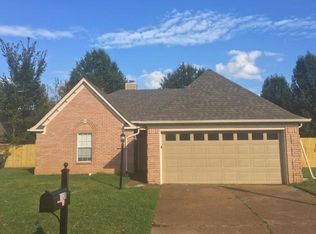 1120 Dove Hollow Dr, Cordova, TN 38018