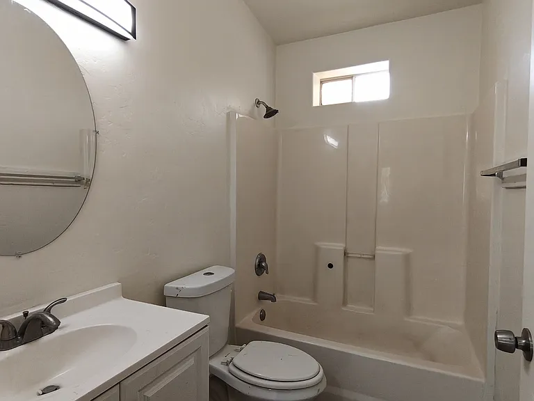 4967 S Fremont Ave #1 — Photo 13