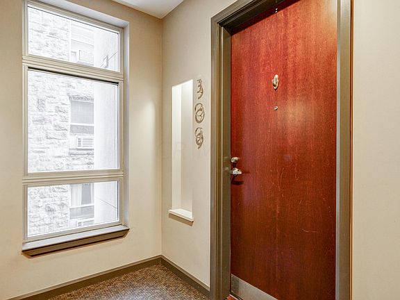 3rd image of 845 N High St Unit 309
