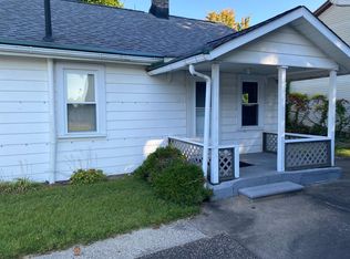 1988 Wagner St NW, Dover, OH 44622