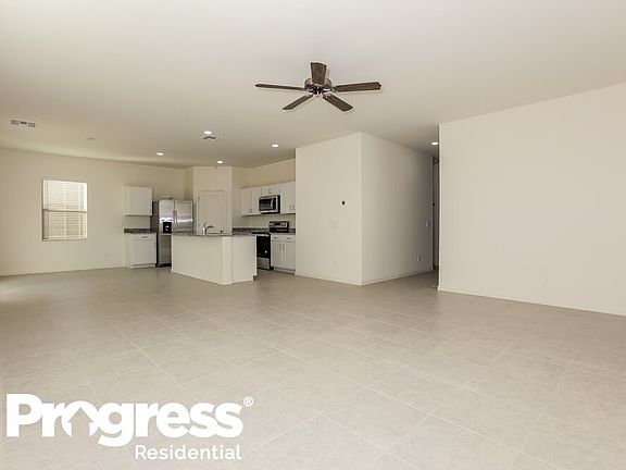 5th image of 35593 W San Capistrano Ave