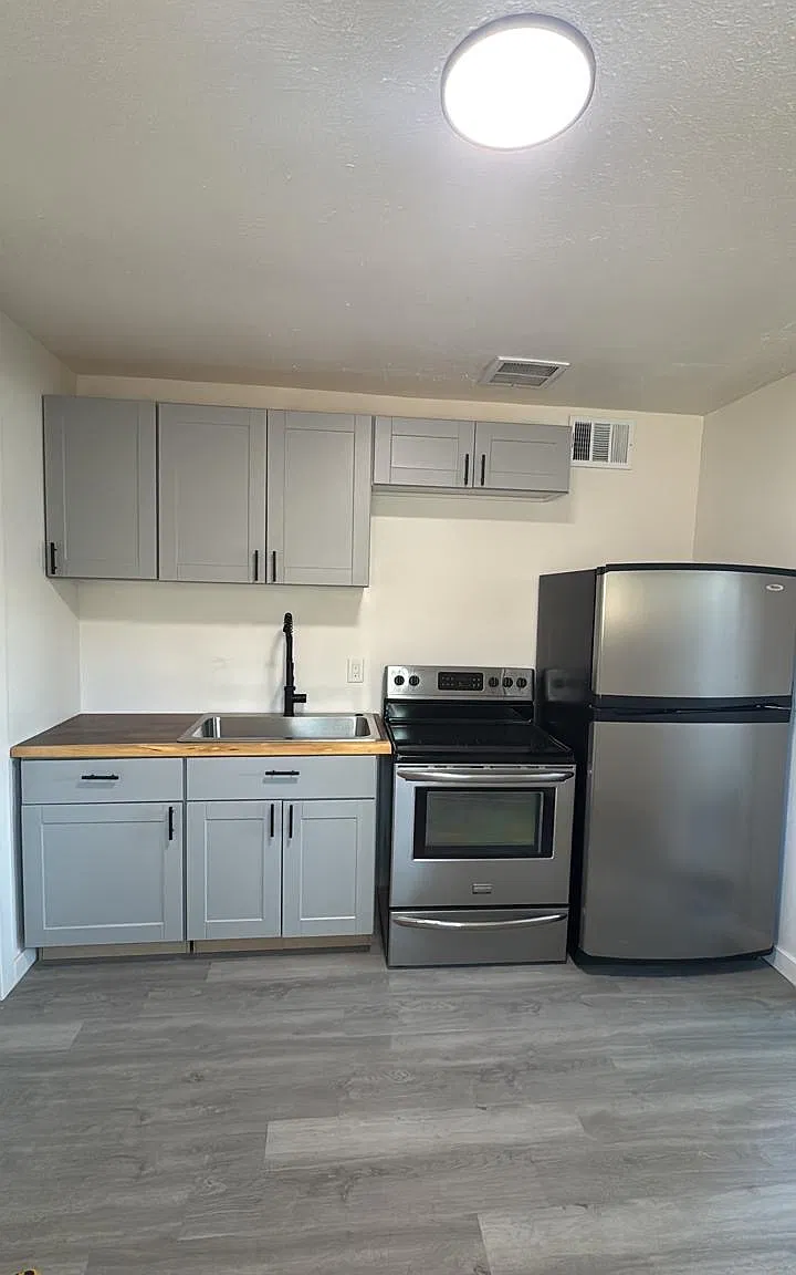 2 bed, 1110 sqft, $1,650 — Photo 2