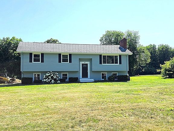 2nd image of 62 Millville Rd