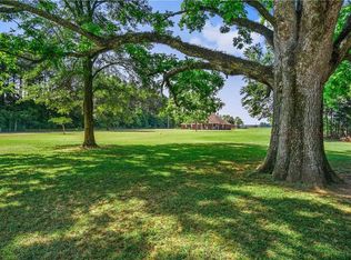 20640 Oakdale Dr, Robertsdale, AL 36567