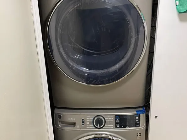 1322 East 87th Street image 11 of 11