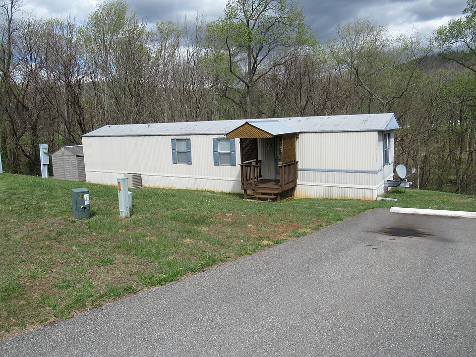 Nice lot in cul-de-sac