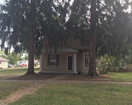 2nd image of 707 E 5th St