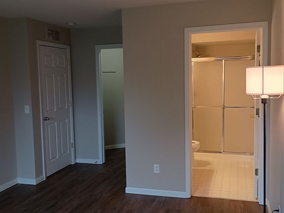 5th image of 2256 Monarch Dr #2256