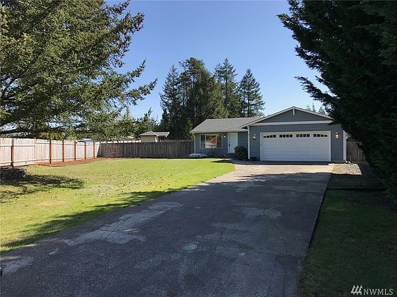 2nd image of 601 E Oak Park Way