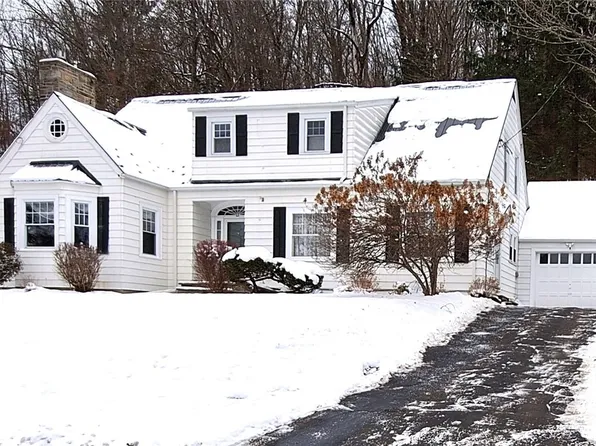 13 Reynolds St, Alfred, NY 14802
