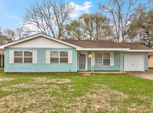 5075 Dawn Dr, Beaumont, TX 77706