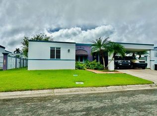 B6 Campo Lago St, Cidra, PR 00739