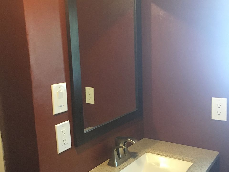 2nd image of 21 Blue Water Dr