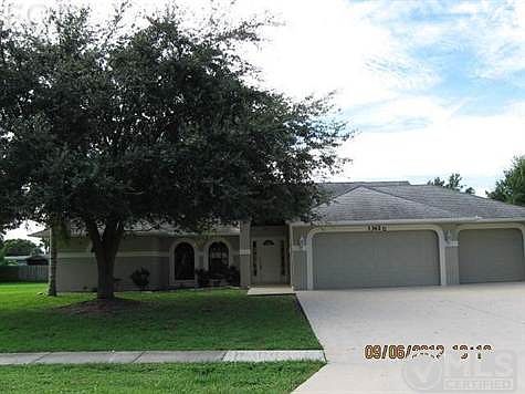 1st image of 13620 Willow Bridge Dr